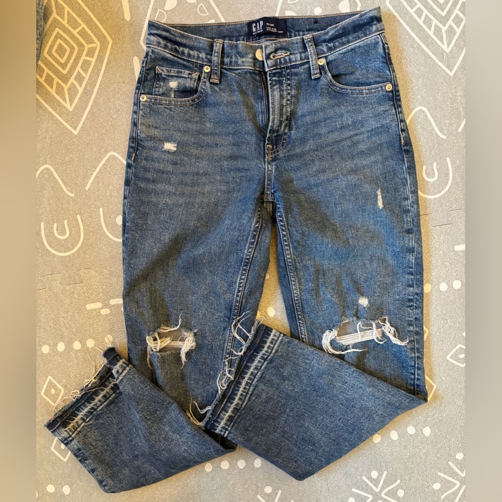 GAP Denim Low Rise Straight Crop Jeans - EUC